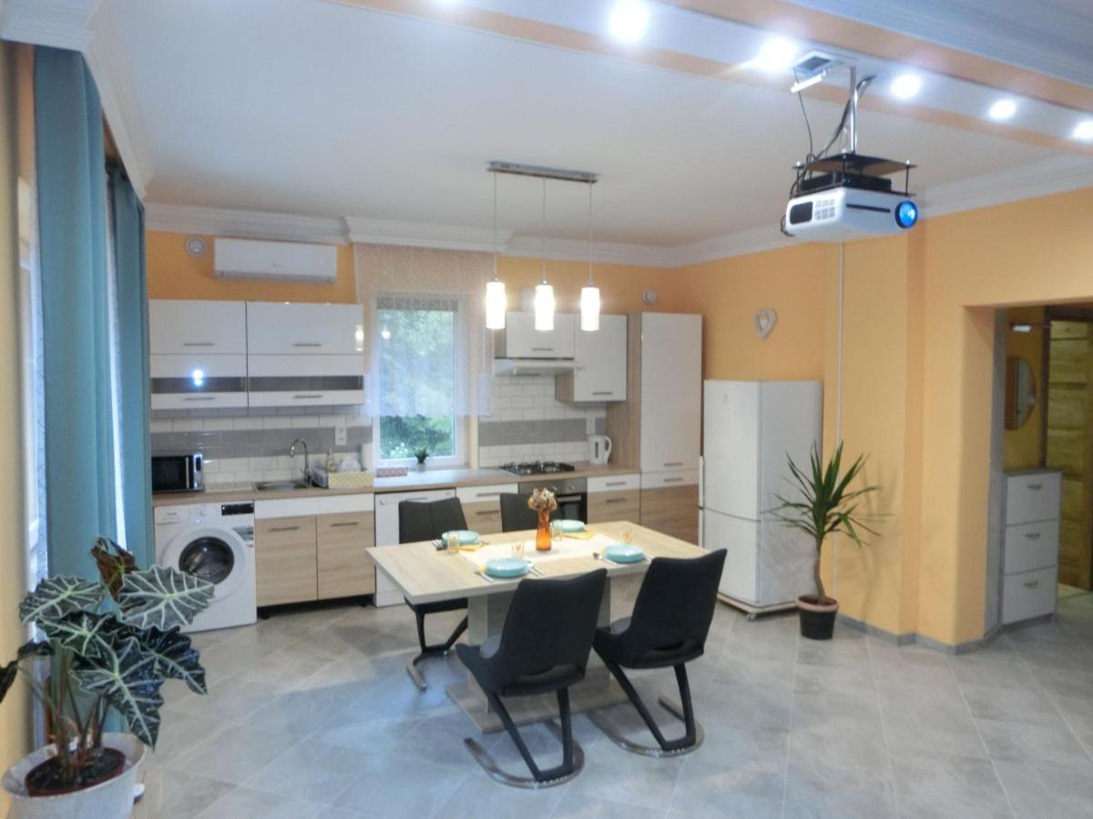 Pilis Apartman Piliscsaba Zewnętrze zdjęcie